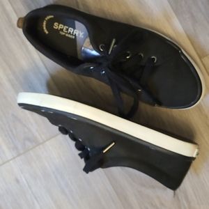 6.5 Sperry Top-Sider Sneakers